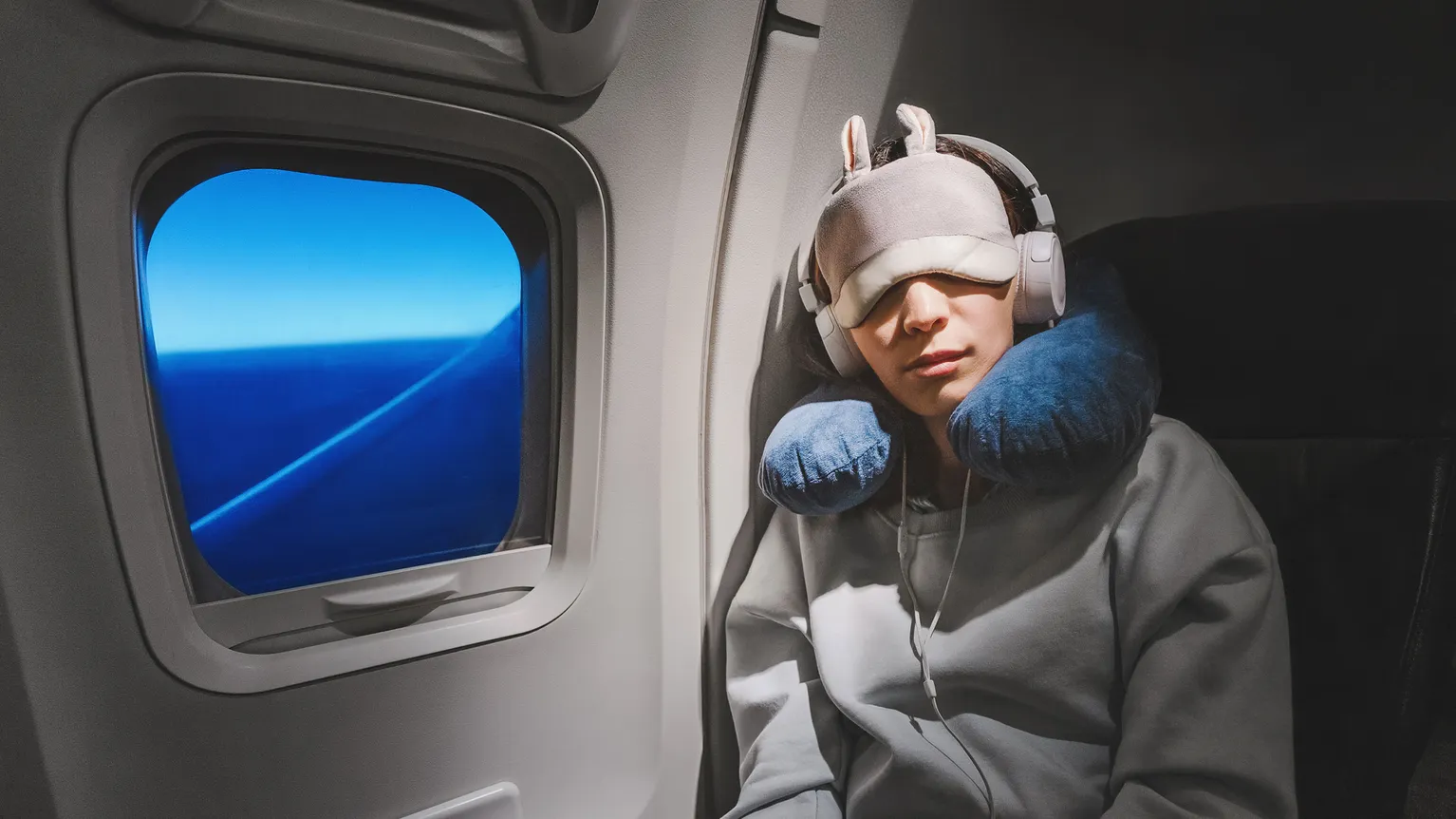 How to Recover From Jet Lag in Bangkok | Massage & Recovery Guide